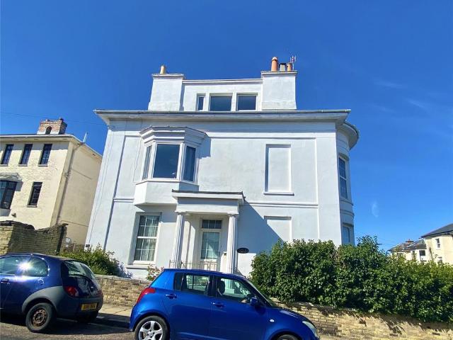 Flat for sale in Oakfield, Ryde