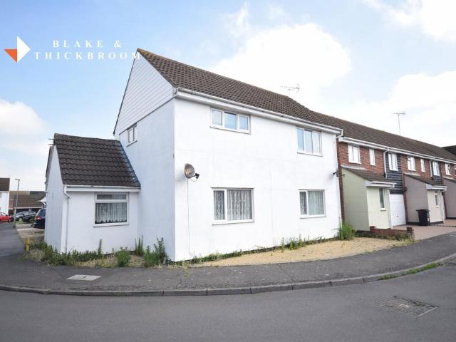 Flat for sale in Dale Hill, Essex