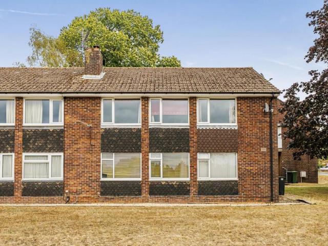 Flat for sale in Hocombe, Eastleigh