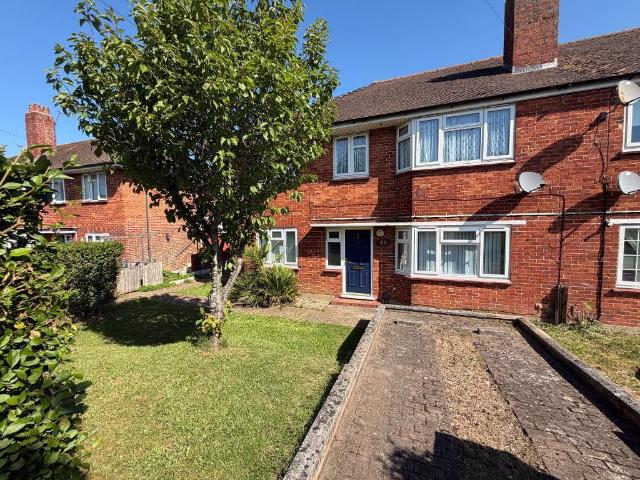Flat for sale in London Borough of Croydon, Forestdale