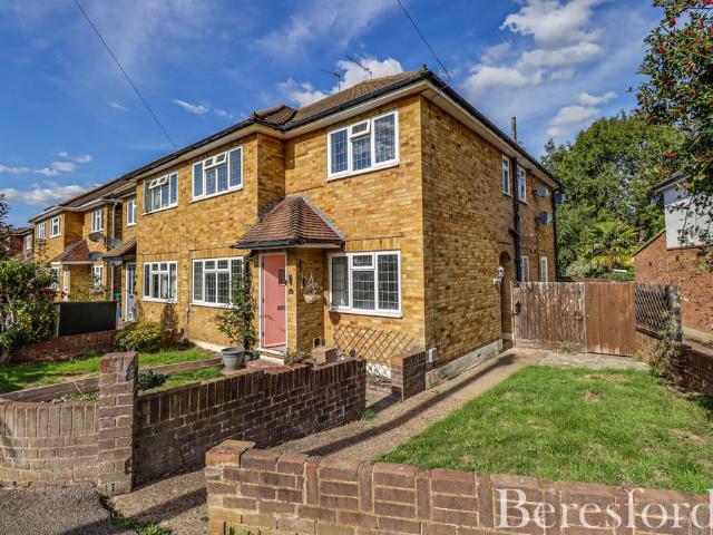 Flat for sale in Brook Street, Navestock Side
