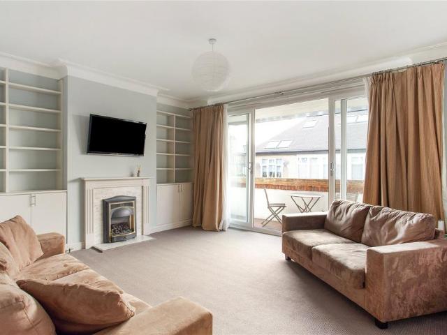Flat for sale in London Borough of Merton, Greater London