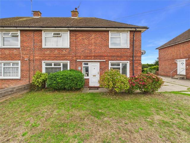 Flat for sale in Lawford, Dale Hill