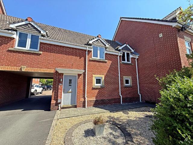 Flat for sale in Westhoughton, Lee Bank