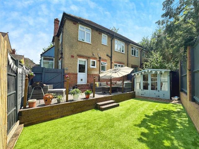 Flat for sale in Maidenhead