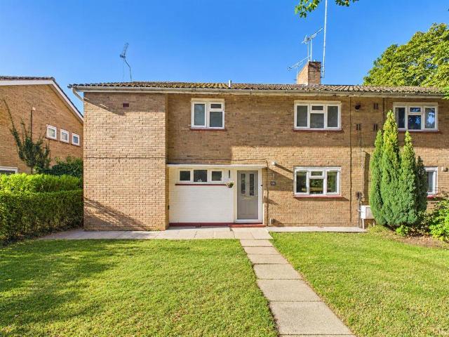 Flat for sale in Ifield, Crawley