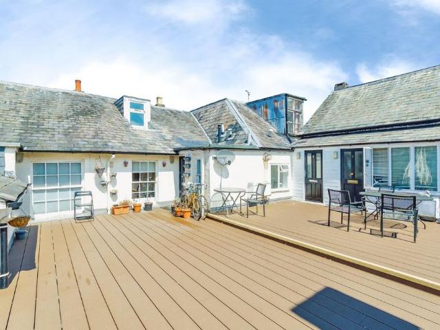 Flat for sale in St James, Sandown Park