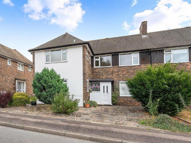 Flat for sale in Red Hill, Surrey