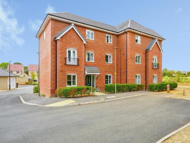 Flat for sale in Berrick Salome, Oxfordshire