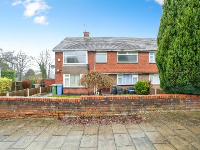Flat for sale in Pleasley Hill, Potters Corner