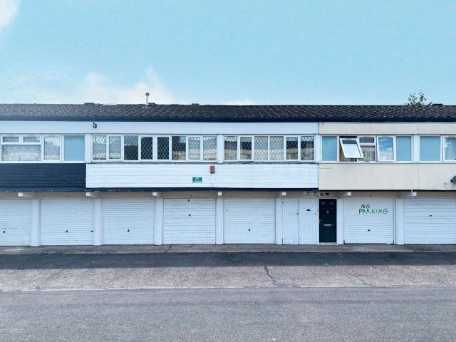 Flat for sale in Druids Heath, West Midlands
