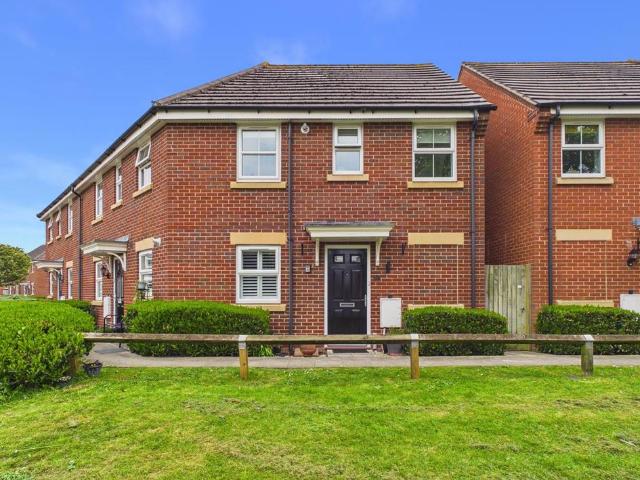 Flat for sale in Abbotswood, Pamington