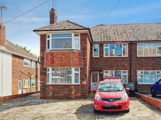 Flat for sale in Dumpton Gap, Acol