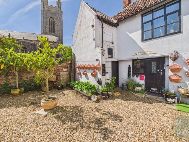 Flat for sale in Eastbridge, Isle Of Man