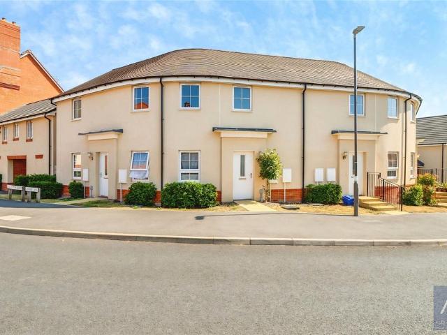 Flat for sale in Buckingham, Buckinghamshire