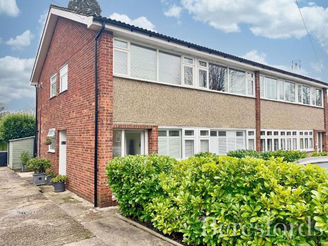 Flat for sale in Ongar, Epping