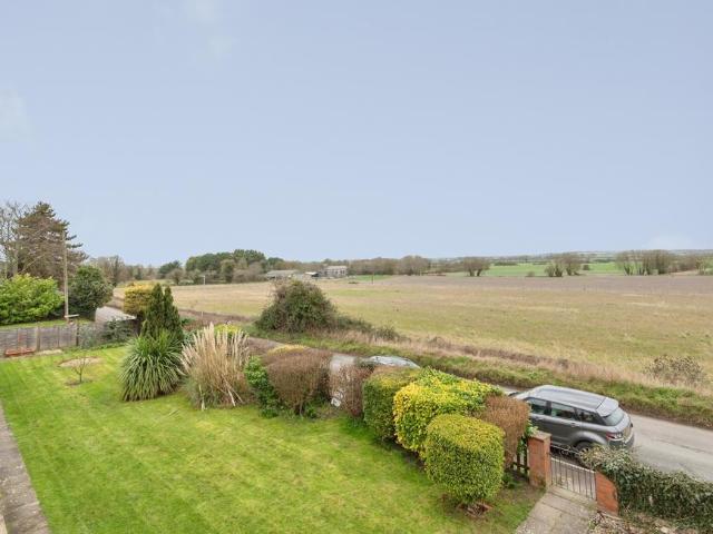 Flat for sale in King's Walden, Hertfordshire