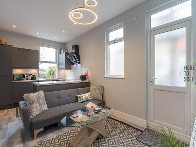 Flat for sale in Greater London