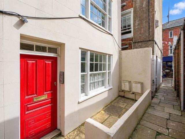 Flat for sale in St Leonards, Hastings