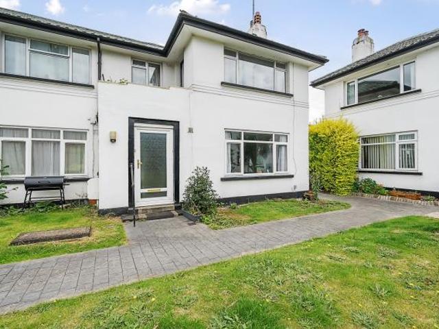 Flat for sale in Whitley, Reading