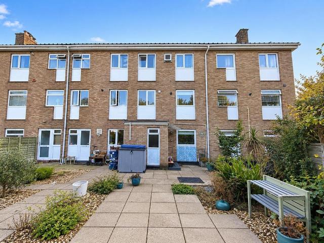 Flat for sale in Pentrebane, Cardiff