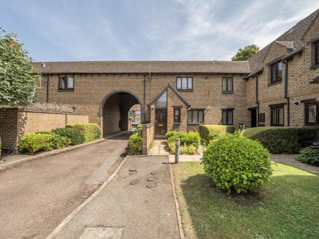 Flat for sale in Church Cowley, The Slade