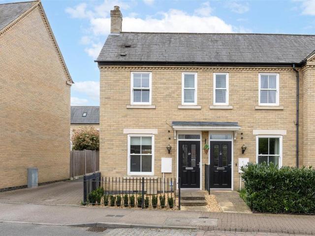 Flat for sale in Fairfield Park, Bedfordshire