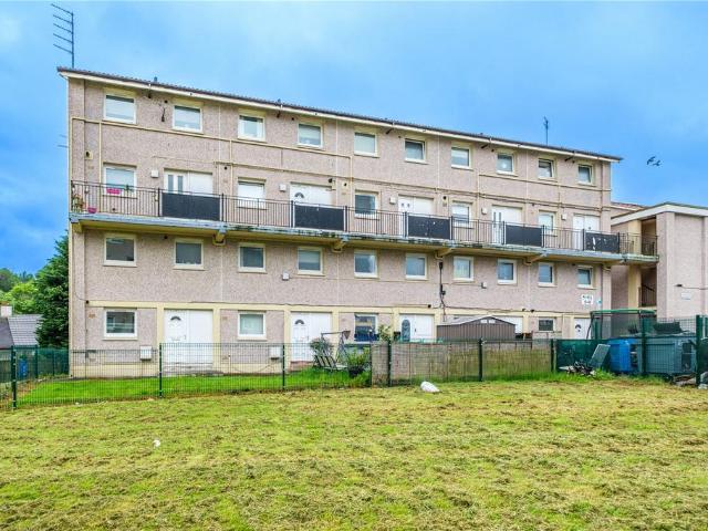 Flat for sale in Springhall, Cambuslang