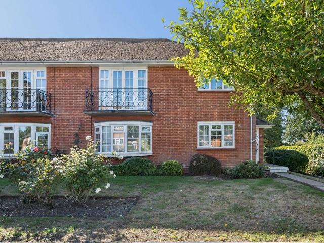 Flat for sale in London Borough of Harrow, Greater London