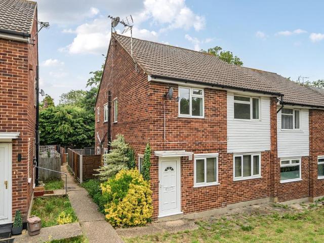 Flat for sale in Frognal, Greater London