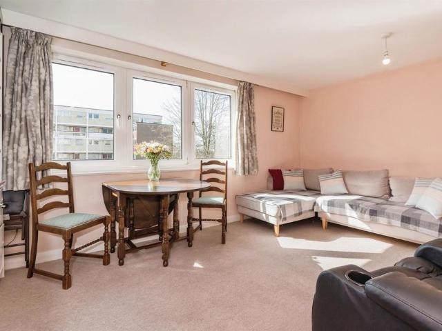 Flat for sale in Bitterne, Isle Of Man