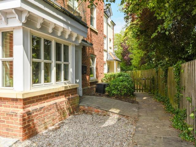 Flat for sale in Moulsham, Chelmsford