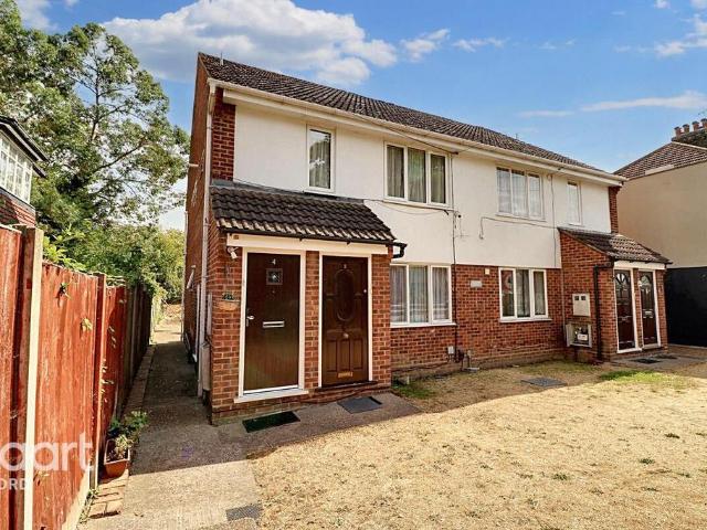 Flat for sale in Greater London