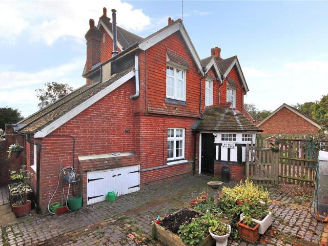 Flat for sale in Cross In Hand, East Sussex
