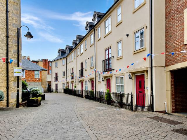 Flat for sale in Chippenham, Wiltshire