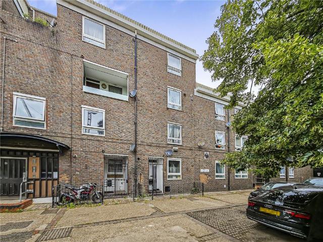 Flat for sale in Bromley-by-Bow, Poplar Grove
