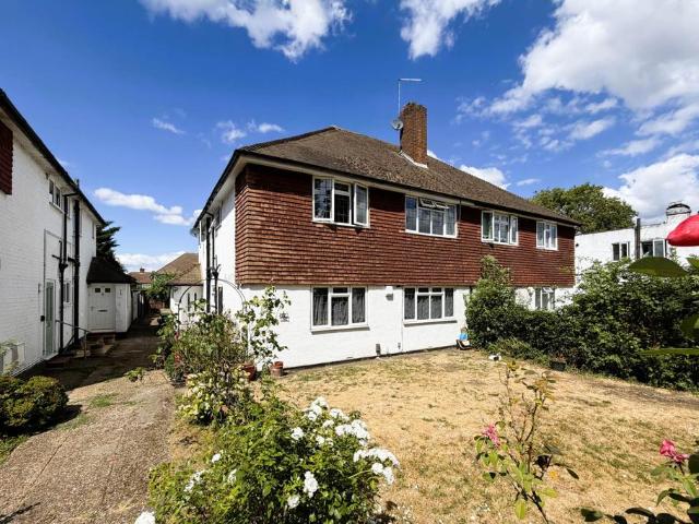 Flat for sale in Greater London