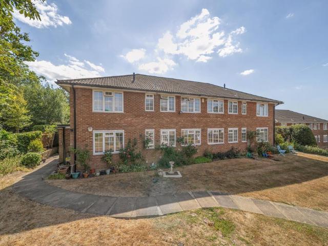 Flat for sale in London Borough of Hillingdon, Greater London
