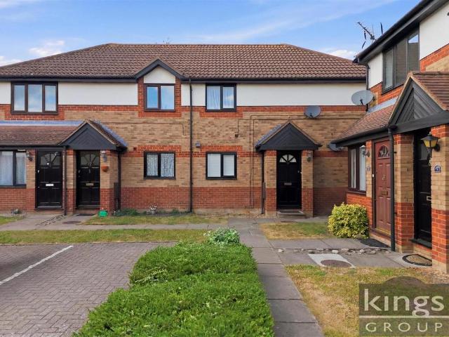 Flat for sale in Churchgate, Broxbourne