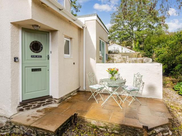 Flat for sale in Strode, Devon