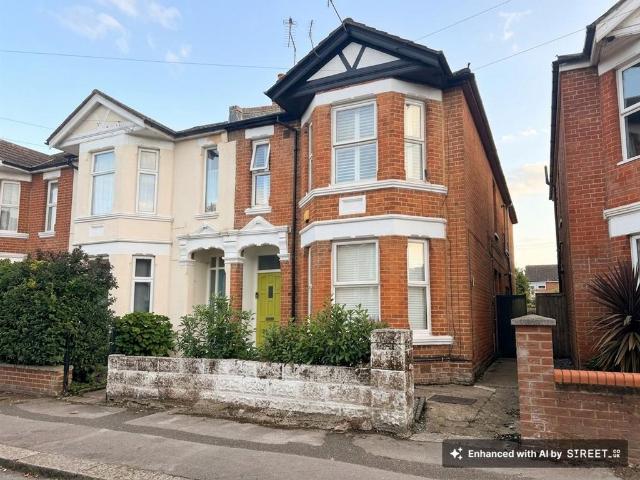 Flat for sale in Hill, City Of Southampton