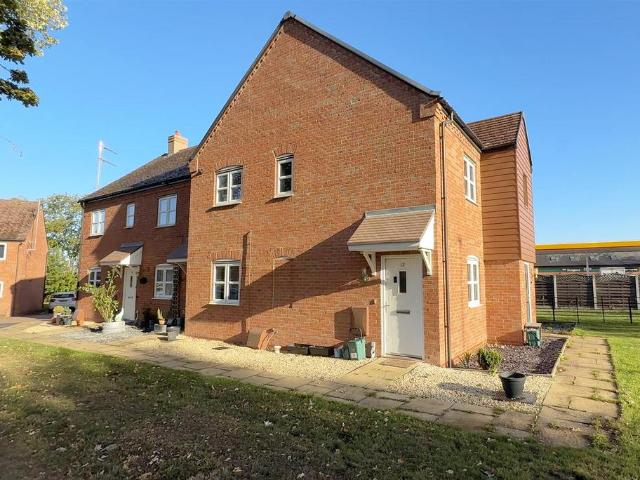 Flat for sale in Meon Vale, Stratford-on-Avon