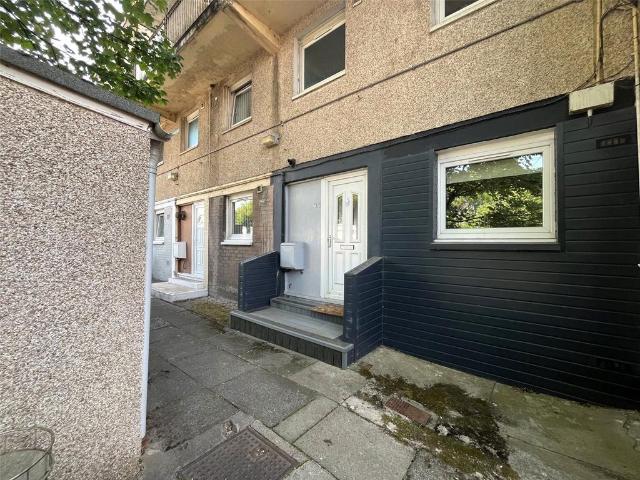 Flat for sale in Eastfield, Cambuslang
