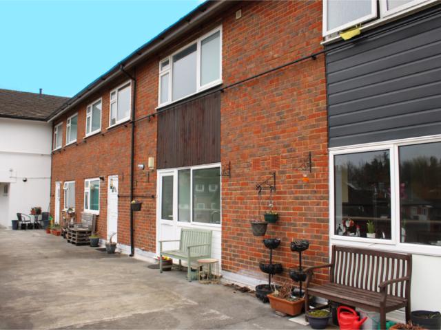 Flat for sale in Chalfont St. Peter, Denham