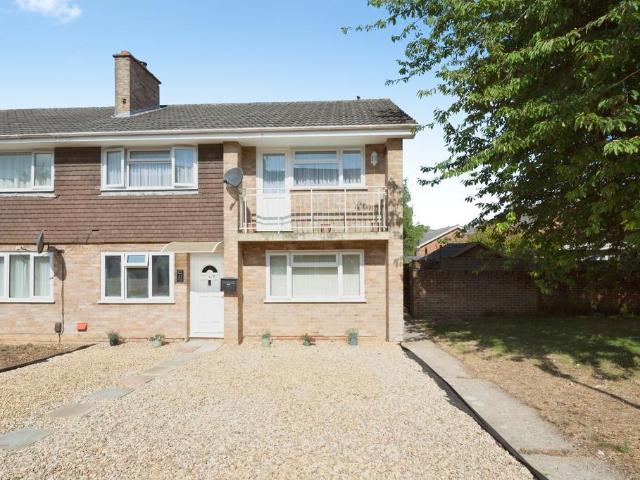 Flat for sale in Priest Down, Hampshire
