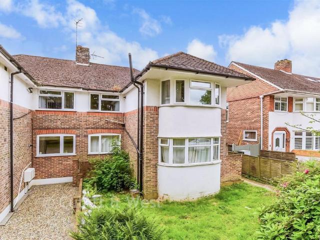 Flat for sale in Red Hill, Surrey