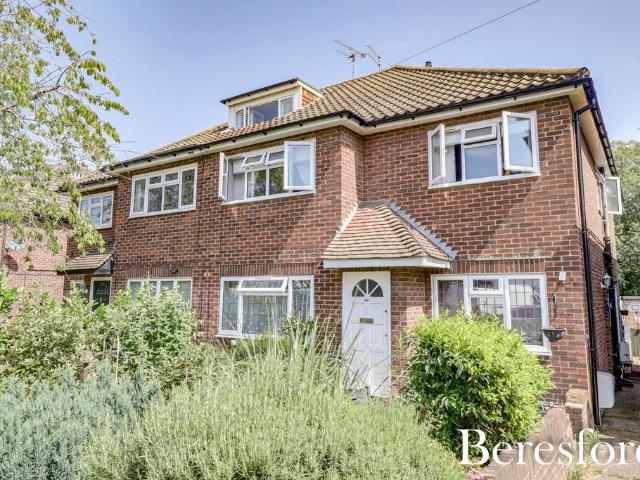 Flat for sale in Brook Street, Navestock Side