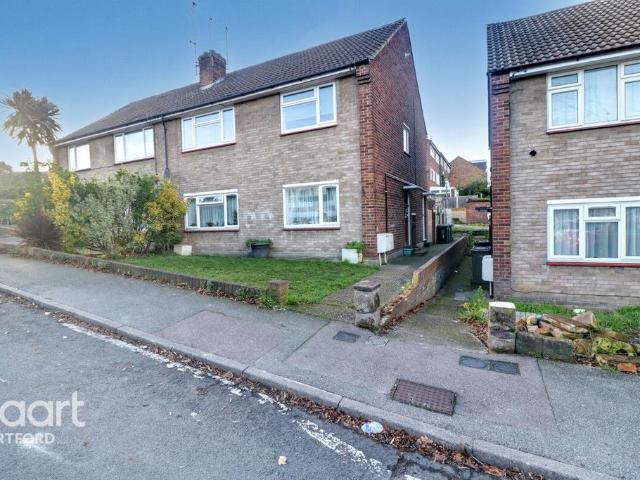 Flat for sale in Bowmans, Monks Orchard