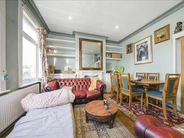 Flat for sale in London Borough of Merton, Greater London