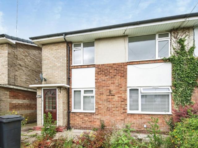 Flat for sale in Gun Hill, Warwickshire